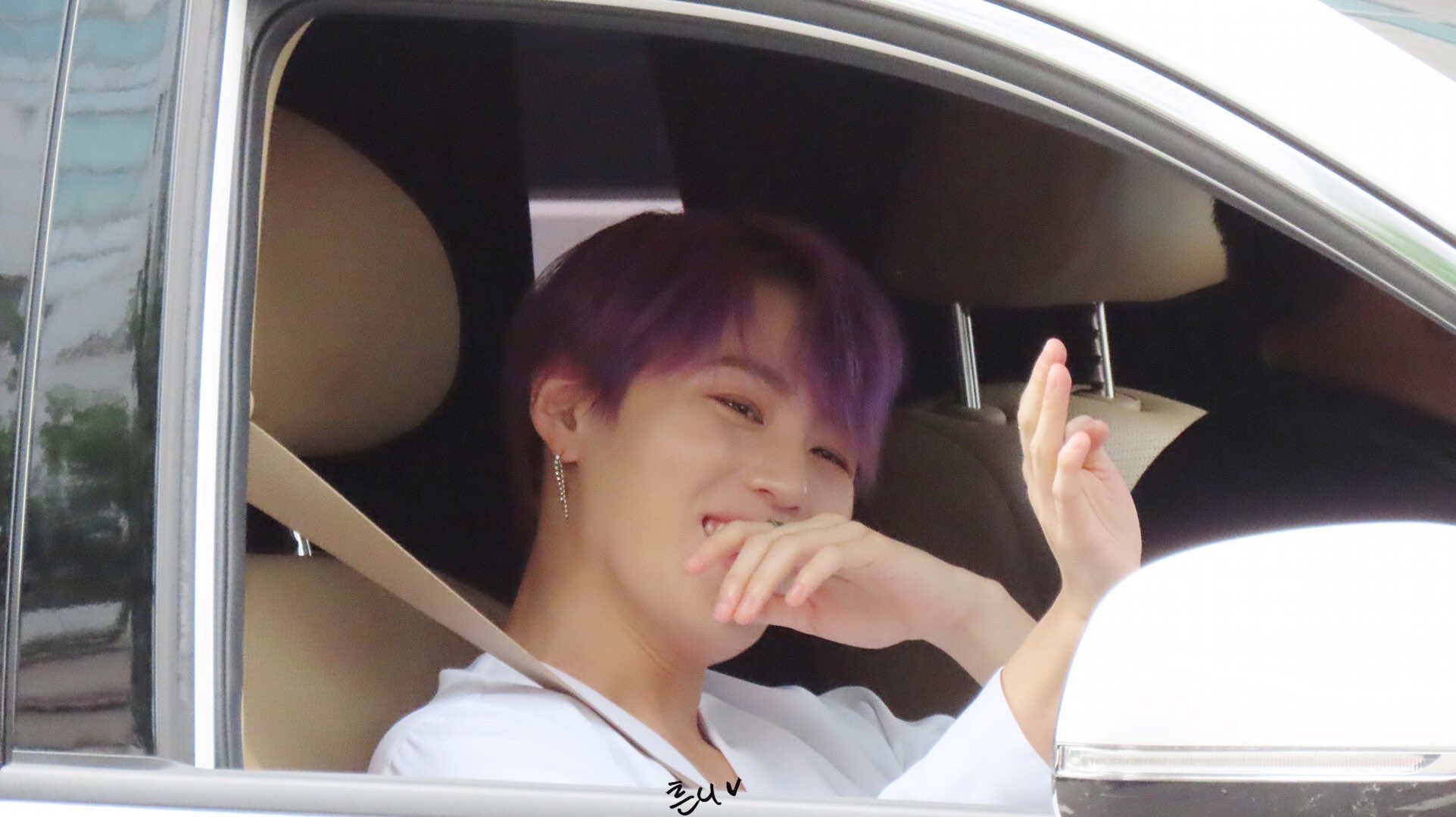 울 말랑이 퇴근할때 맨날 인사해주는거 따땃해(ᵕ̩̩ㅅᵕ̩̩)♥️ 주어 하성운 | 인스티즈