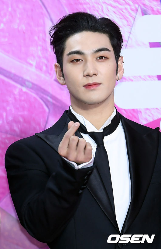 오늘 뉴이스트 코디 | 인스티즈