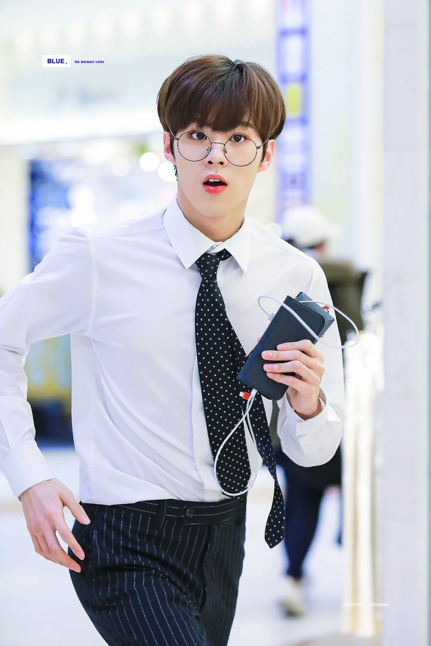 작년 오늘 김우석 | 인스티즈