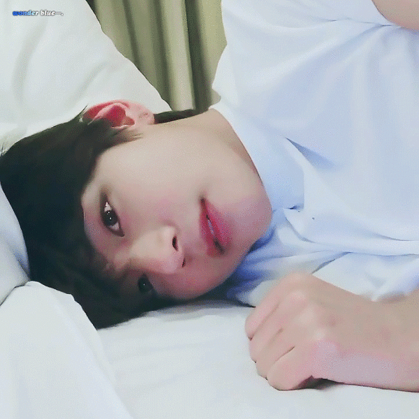 뷔 진짜 요정 같다 | 인스티즈