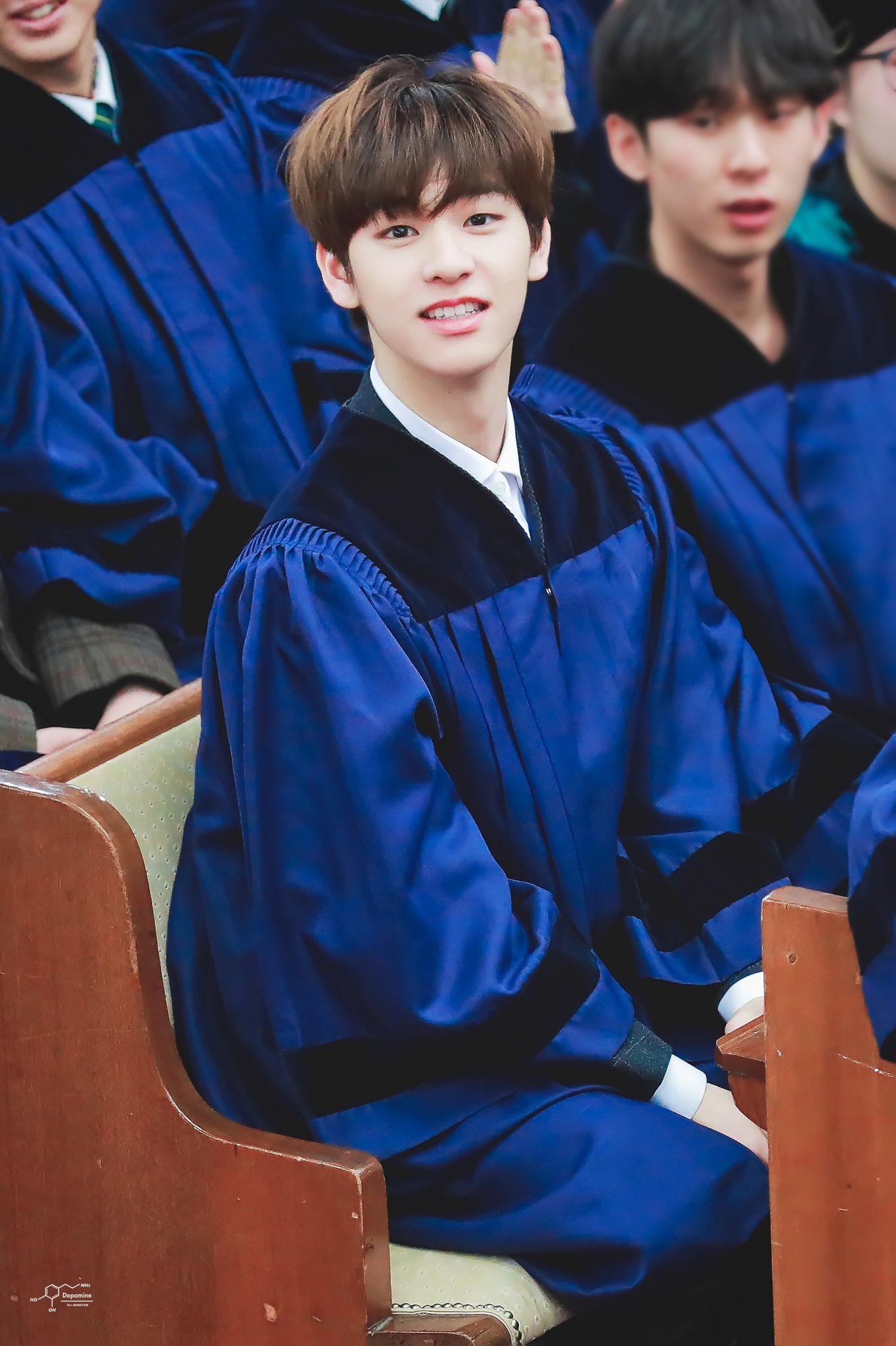 김동윤 이 사진 주인 발견핸서 신난 댕댕이같아 | 인스티즈