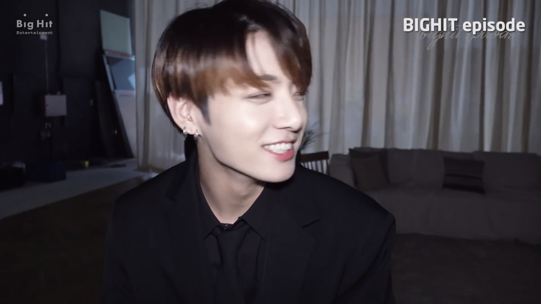 이때 정국 좀 잠꼬대 하는 거 같지 않아? | 인스티즈