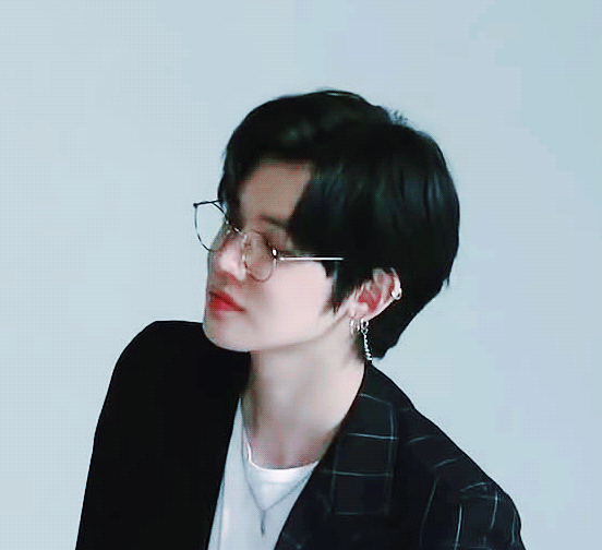 투바투 연준 흑발짤 털어봄 | 인스티즈