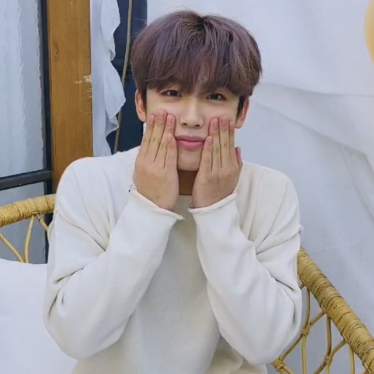 김요한귀여워서어떡해 | 인스티즈