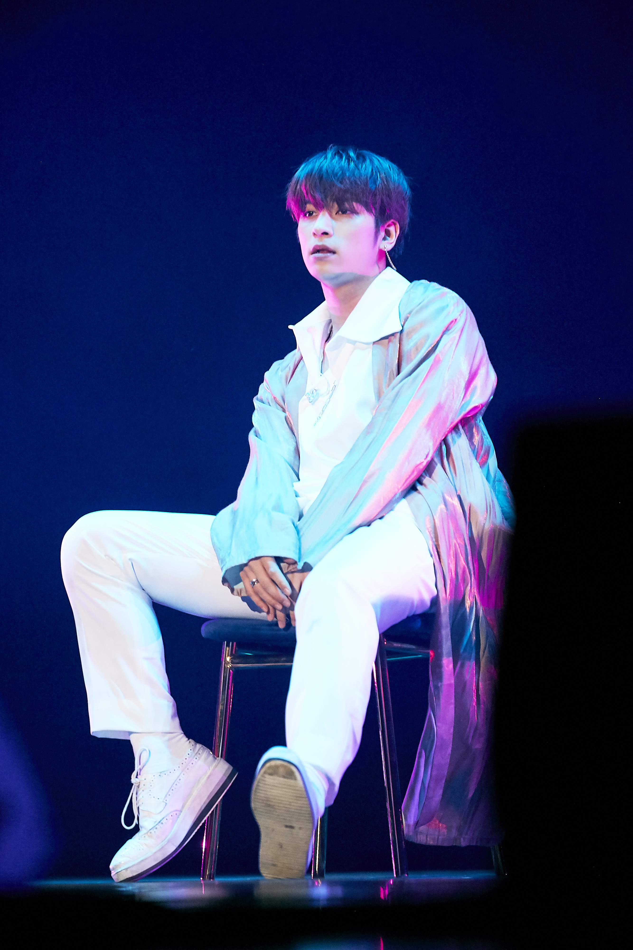 엠비케이에서 올려준 이한결 B컷 재질 걍 미쳤음 진짜 도라방스 | 인스티즈