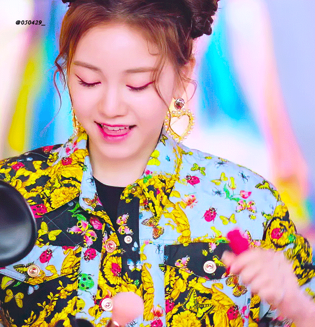 로켓펀치 다현 빨간색 아이라인인지 | 인스티즈