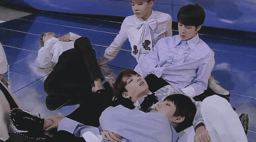 ㄱ 이게 ㄹㅇ 아는 사람은 아는 뷔진 특유의 멜랑꼴리한 느낌임 | 인스티즈