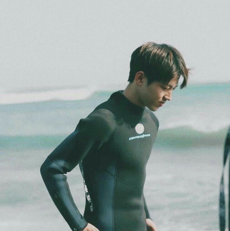 복근 엄청 선명하게 있으면서 내장이 여섯 분할 된 거라고 부정하시는 분 | 인스티즈