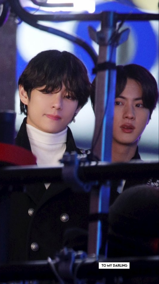 내가 좋아하는 방탄 뷔랑 진 얼굴합.. | 인스티즈