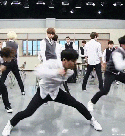 내 기준 남돌 중에 ㄹㅇ 사기캐.... | 인스티즈