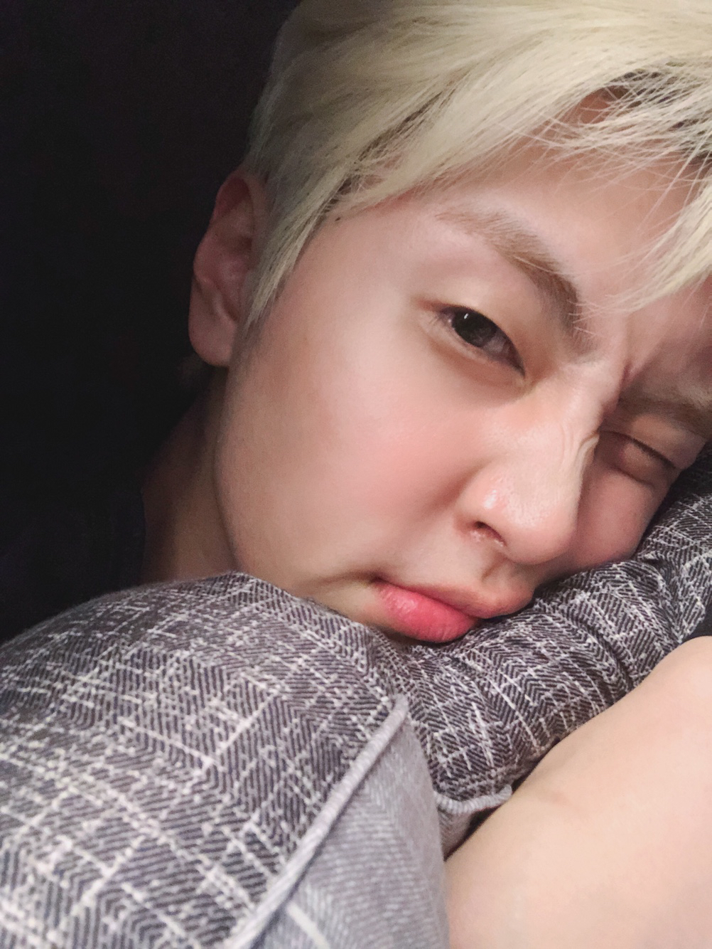 아 이재윤 미쳐써 진짜 | 인스티즈