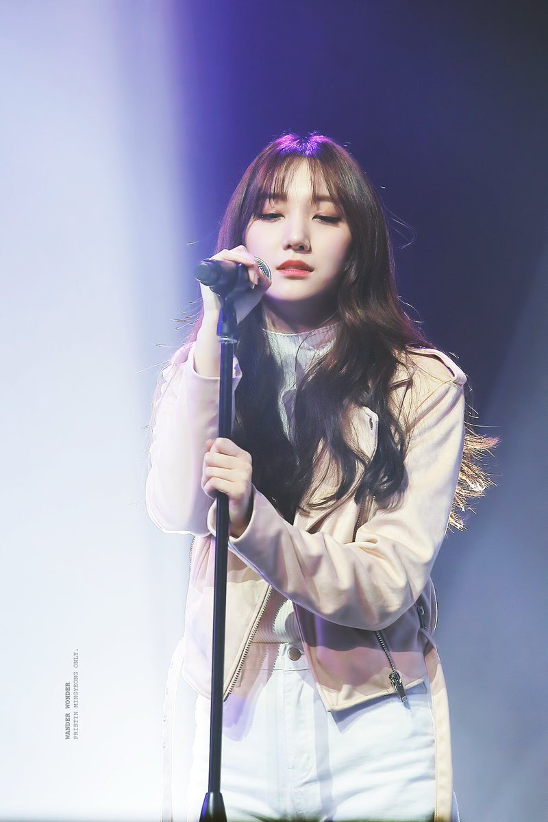 희나피아 멤버들 프리스틴 시절 사진 보는데 | 인스티즈