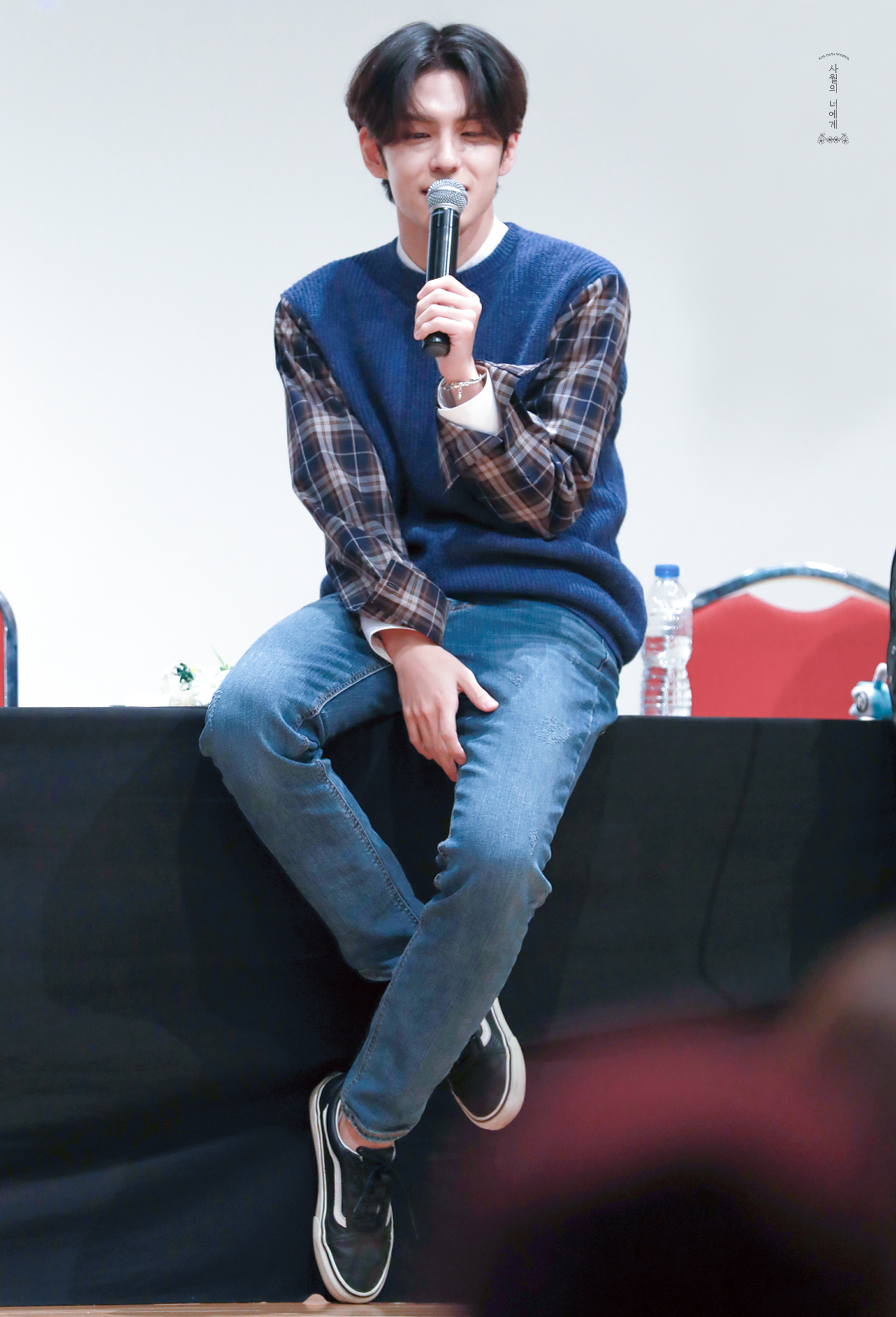 원필 데뷔하고 쭈욱 슬랜더인거 너무 좋아서 우는중 | 인스티즈