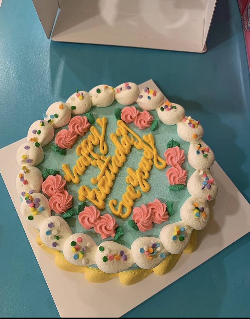 익들아 제발 나 케이크 좀 골라조... | 인스티즈