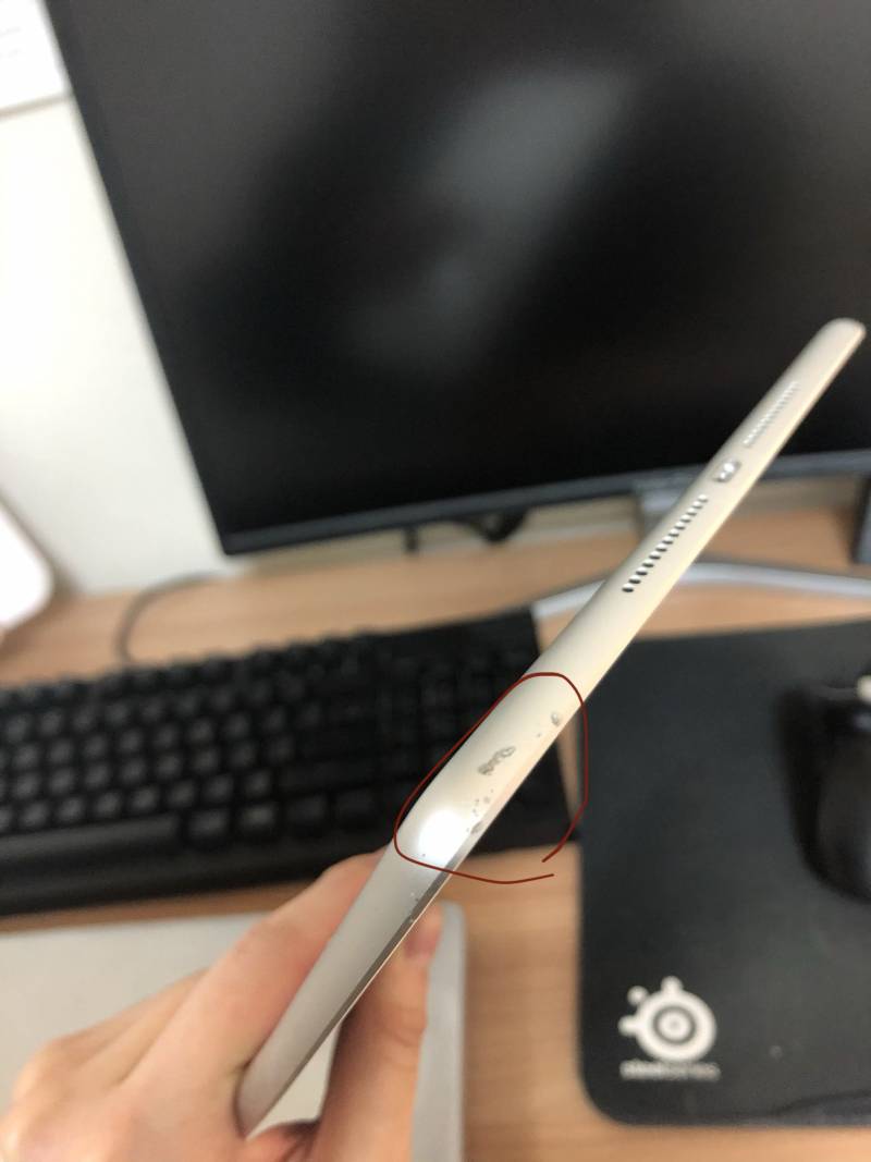 얘들아 찍힘 심한 아이패드 파는거 어캐생각해?? | 인스티즈