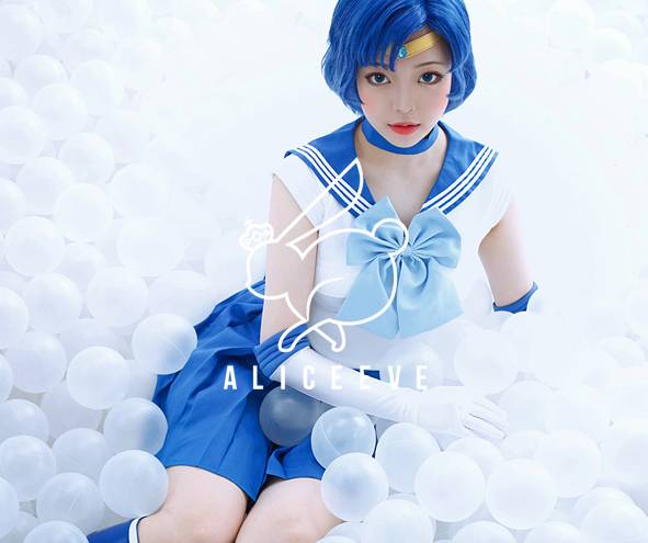 졸업사진 코스프레 골라주세요❗❗❗ (많음주의) | 인스티즈