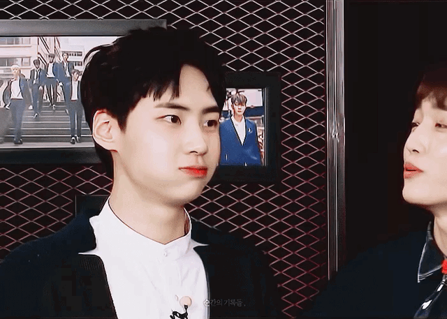 아무도 없으니 이진혁 볼따규 옴뇸뇸 | 인스티즈