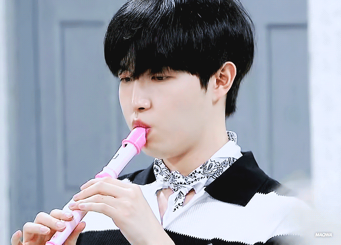 김재환 팬들 잠좀 자라구✊ | 인스티즈