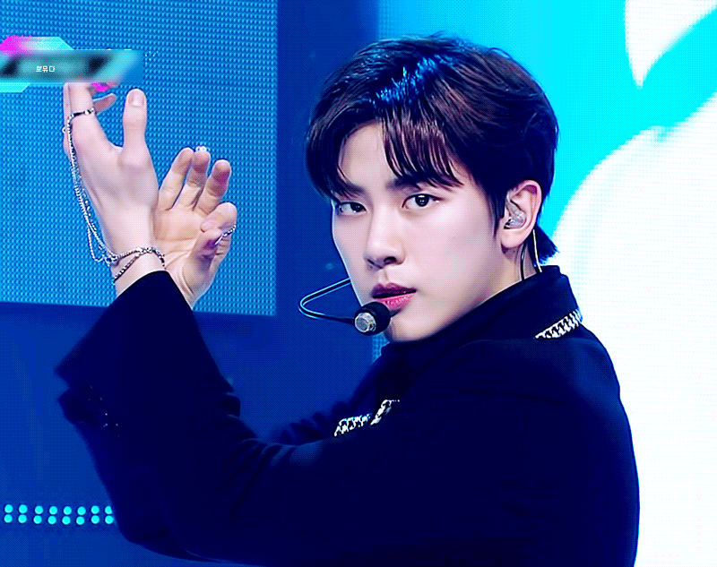 김동현 김지범 배승민 봉재현 손영택 이대열 이장준 최성윤 최보민 홍주찬 골차 골든차일드 깨비들 | 인스티즈