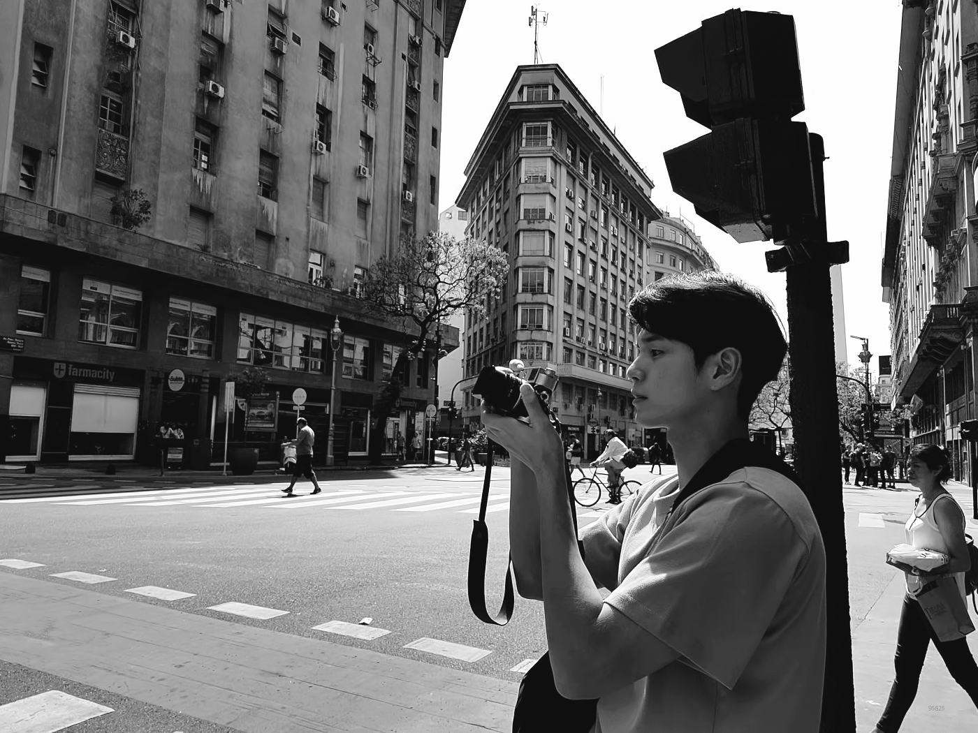 옹성우는 흑백사진이 참 잘어울려 | 인스티즈