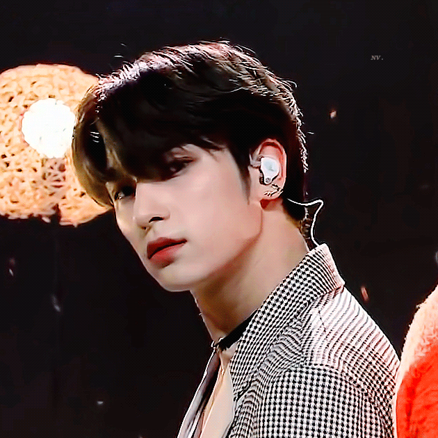 이한결 얼굴이랑 이름이랑 세례명 이 3박자 조화가 진짜 대박이야 | 인스티즈