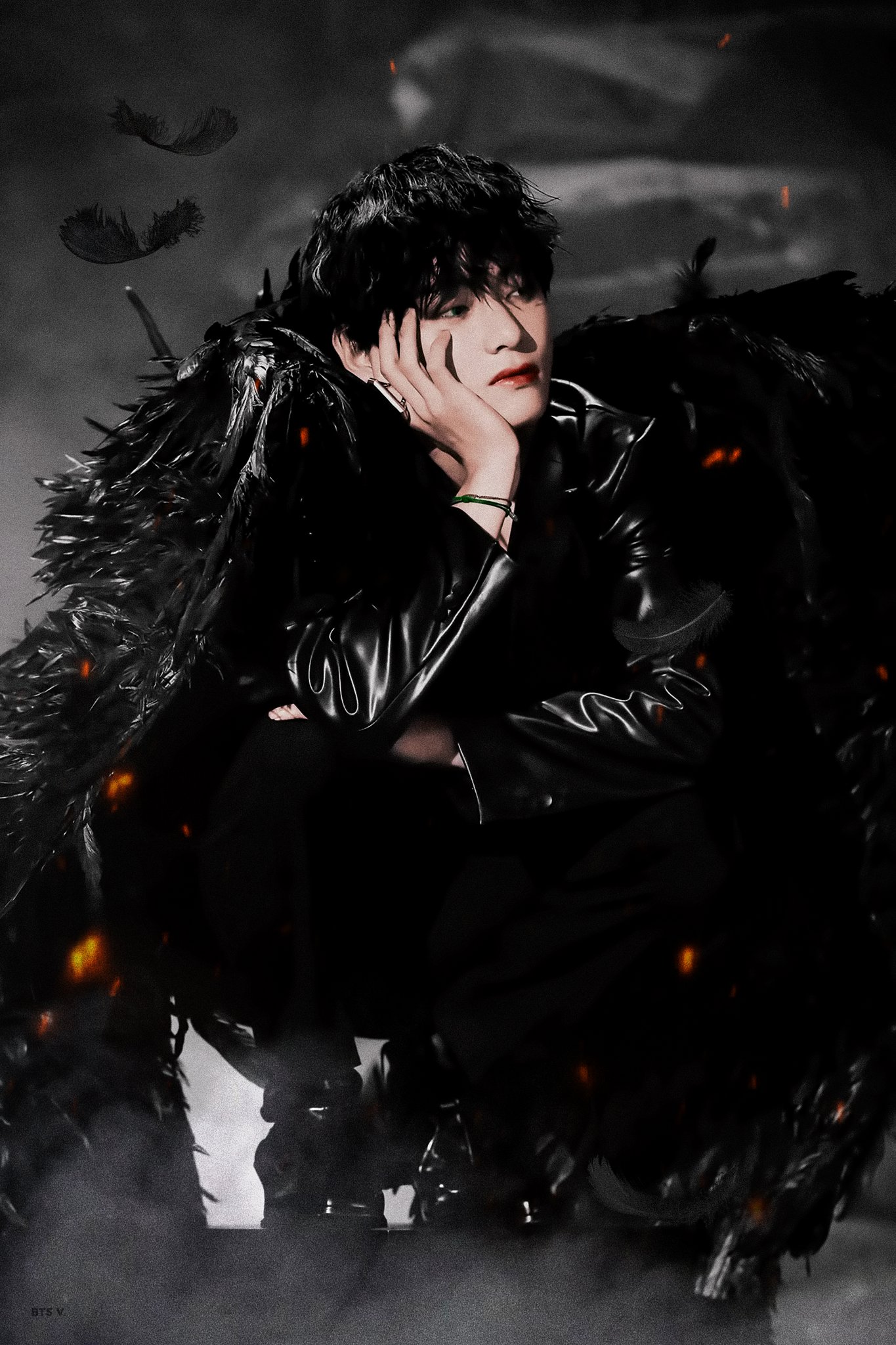 나 진짜 팬아니고 얼빠는 맞는데 갤럭시 플립검색하다가 뷔님 사진보고 지금 눈물흘리며 감상중임 | 인스티즈