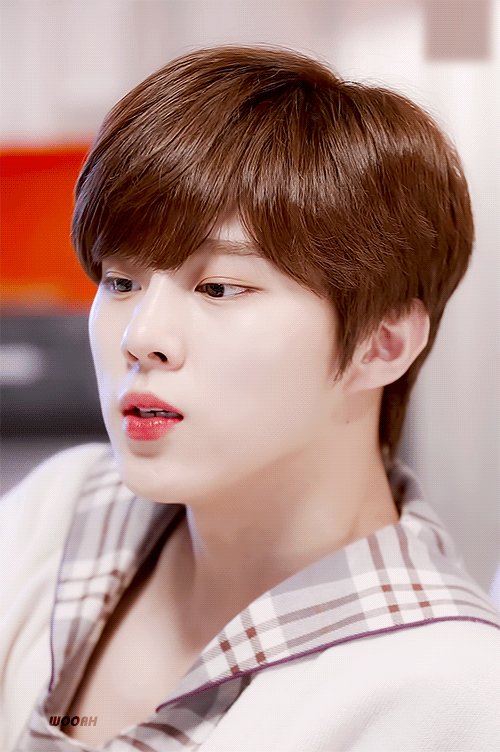 김우석 메이크업 따라하고싶어서 자꾸 뜯어봄 | 인스티즈