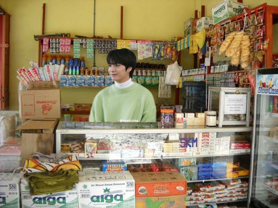 뉴종현 이 사진 보니까 어렸을때 뉴종현 부모님이 하시던 가게 이야기 생각남 | 인스티즈