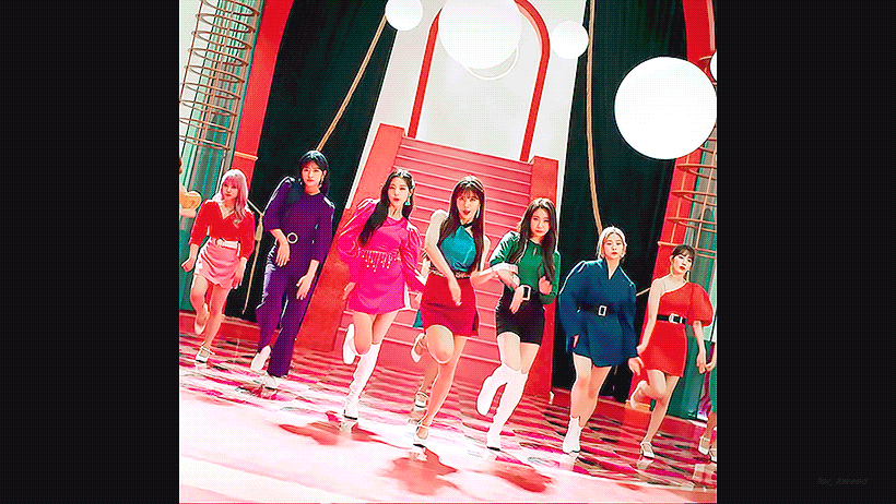 권은비 뮤비짤만 주웠다.. 뮤비도 안보는중.... | 인스티즈