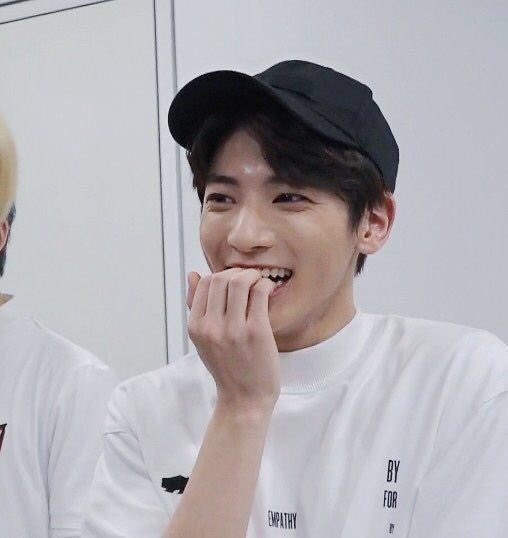 태현 크면 진짜..너무 멋있을긋 | 인스티즈