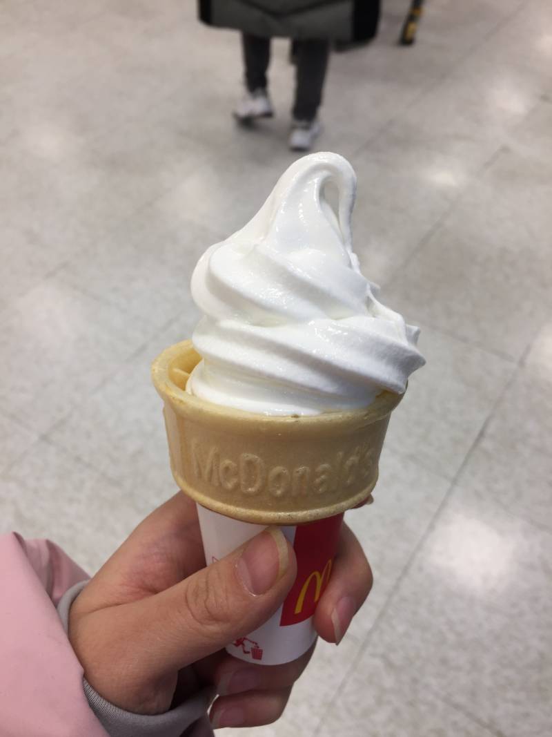 맥날 알바생님! 이거 정량인가요?💦💦💦 | 인스티즈