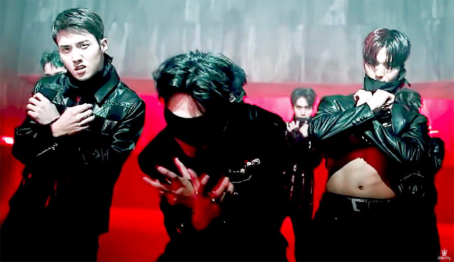 눈 가리개를 딱 내리는데 .. | 인스티즈