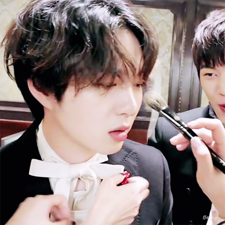 이창섭 레전드에 이거 빼는 사람이 어딨어요 | 인스티즈