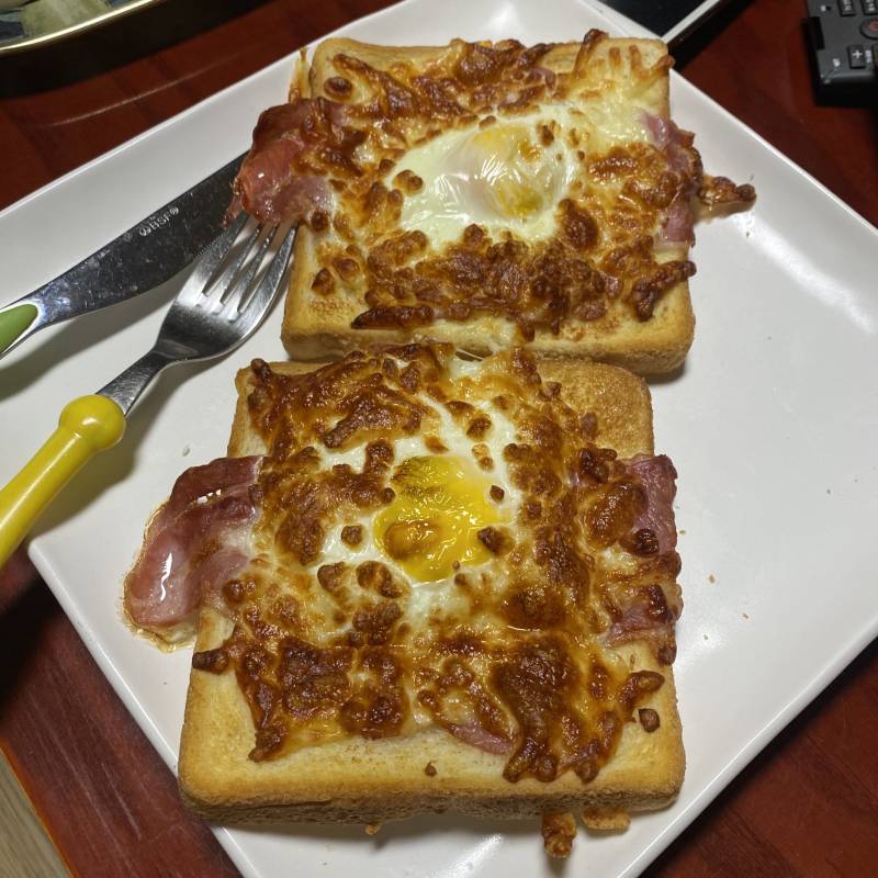 나 에어프라이기로 오픈 토스트 만든 거 볼 익이니~😊😊 | 인스티즈