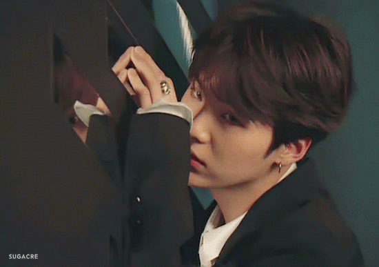 민슈가 키스짤 사람이랑 ㄴ 벽에다 잠깐 ㅇ | 인스티즈