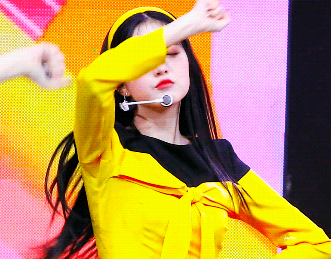 [잡담] 장원영 베레모랑 머리띠 둘 중 하나 골라본다면 | 인스티즈