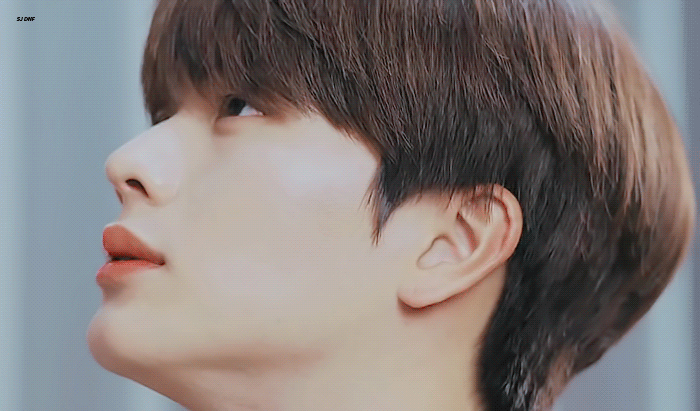 [잡담] 육성재 얼굴 진짜.. | 인스티즈