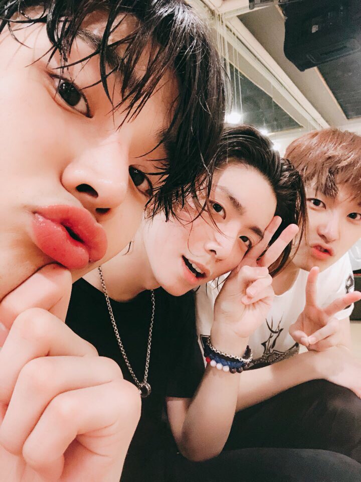 대쩡 셀카 모음 | 인스티즈