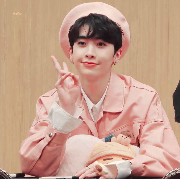 [잡담] 보플 잘생기고 귀엽고 다 하는데 언급 없어서 슬픈 내픽 보고가 다들 ....🥹🥹 | 인스티즈