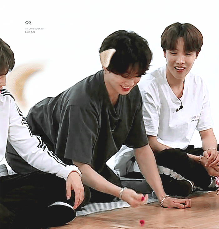 방탄 리얼리티에 강아지 데려갔네? | 인스티즈