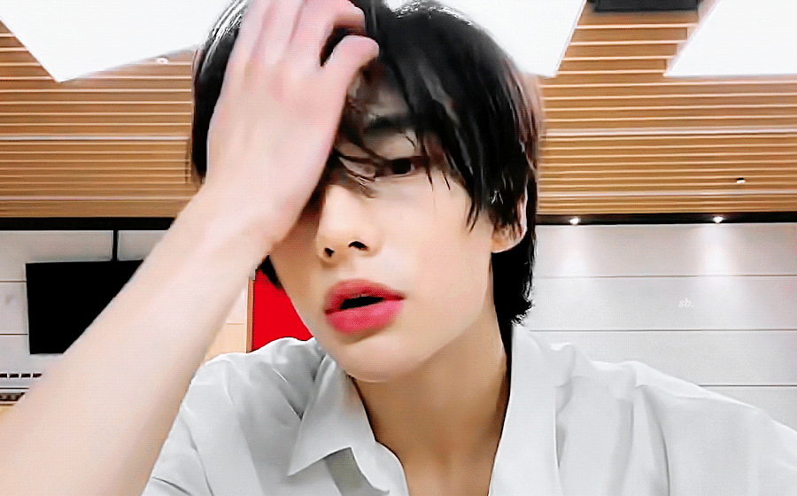 현진 이 머리 ㄹㅇ 찰떡 | 인스티즈