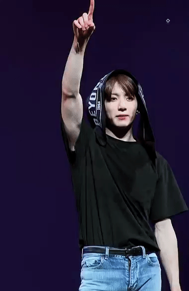 [잡담] 방탄 정국 몸매는 창조주가 공들여 빚은 것 같아 | 인스티즈