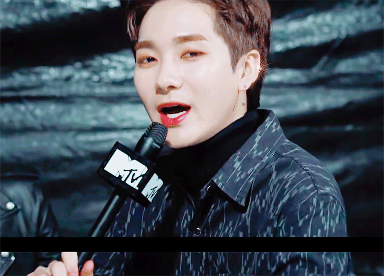 나두 뉴이스트 짤털할랭 잘생긴애들 보고가~ | 인스티즈