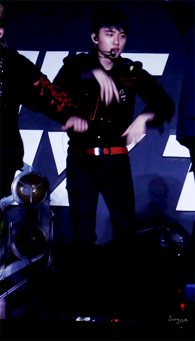 도경수는 오빠vs애기 | 인스티즈