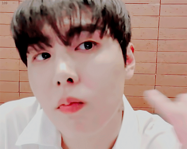 동방예대 실음과 키는 184 얼굴은 백구 몸은 가슴에 벤츠 별명은 여보인 아이돌 들튀 | 인스티즈