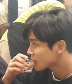 술마시고싶게 만드는 아이돌 1위,,, | 인스티즈