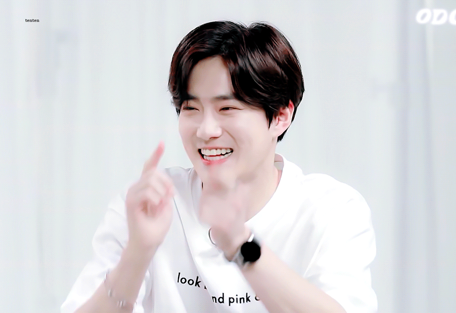 징들 모두 귀여운 엑소보고 오늘하루 맛난거 많이먹고 행복하자잉 | 인스티즈