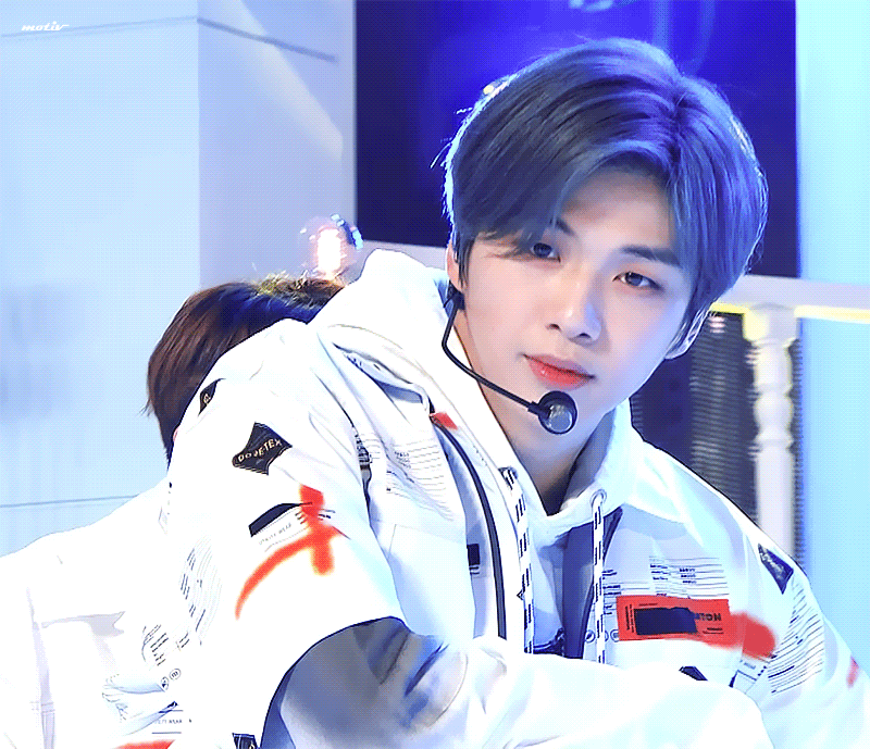 아 2U때 그 순딩 강다니엘 어디갔나요 아 | 인스티즈