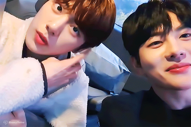 아니 나 진짜 하 요즘 이 둘 투샷 볼때마다 극락가 | 인스티즈