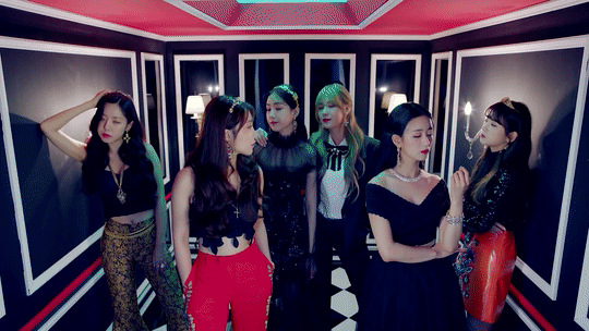 [잡담] 에이핑크 12년간 매해 활동했던 거 보면 보이는 컨셉 변화.gif | 인스티즈